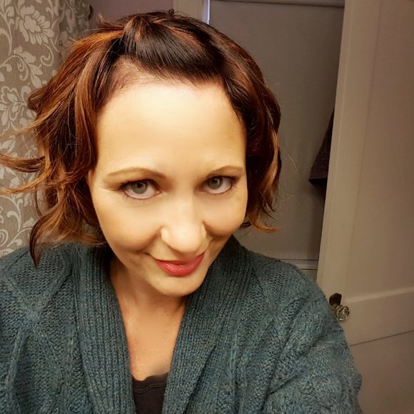 Meet your Posher, Krista - Picture 7 of 7